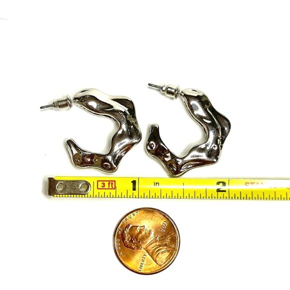 New Earrings Molten Metal Silver Hoop 2025 Trendy Jewelry Trend AU03 - Picture 6 of 6